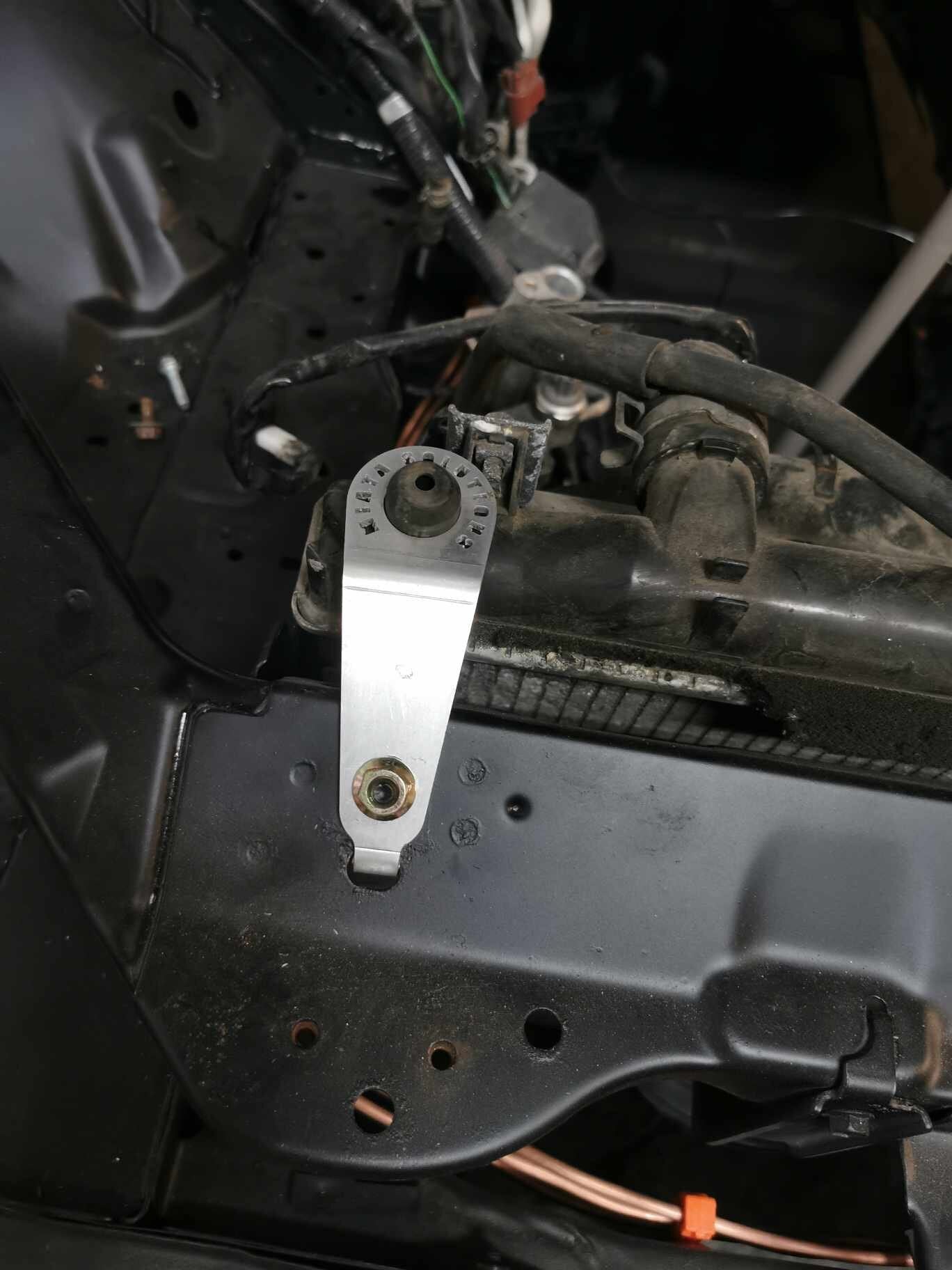 Upper radiator Brackets for Mazda mx5 miata nb/nbfl